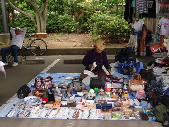khám phá chợ trời Nhật Bản