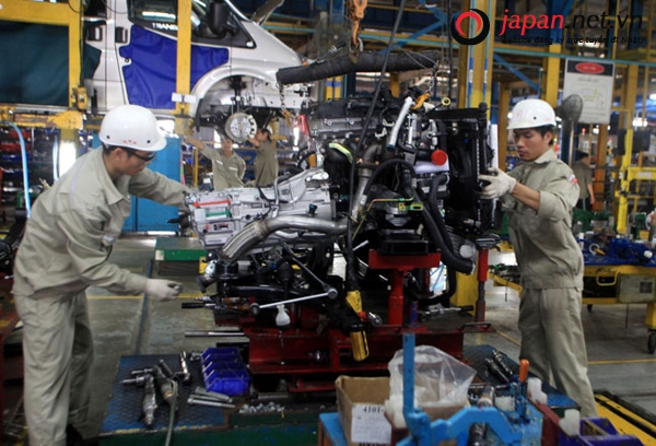 Xuất khẩu lao động Nhật Bản ngành cơ khí ép kim loại vất vả không