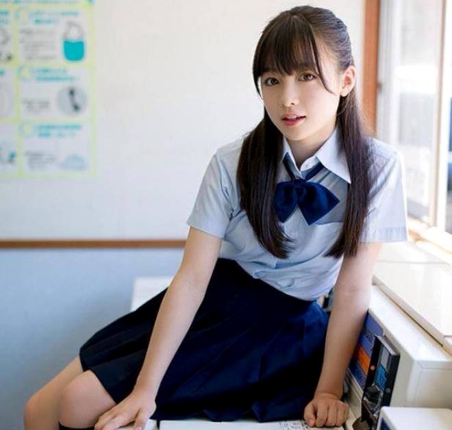Người đẹp 16 tuổi Nhật Bản sở hữu nhan sắc vạn người mê