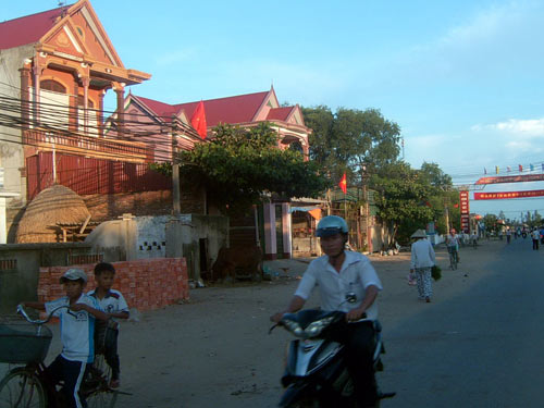 Về thăm gia đình 23 người đi xuất khẩu lao động tại Hà Tĩnh