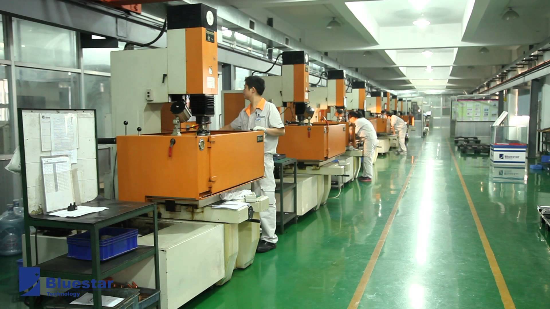 Tuyển 20 nam đơn hàng làm nhựa thu nhập cao tại Gunma Nhật Bản