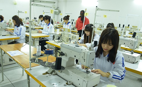 Đơn hàng tuyển nữ đi xuất khẩu lao động Nhật Bản lương cao