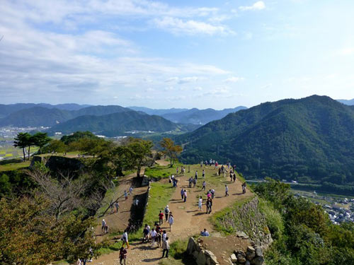 Lâu đài bí ẩn của Nhật Bản