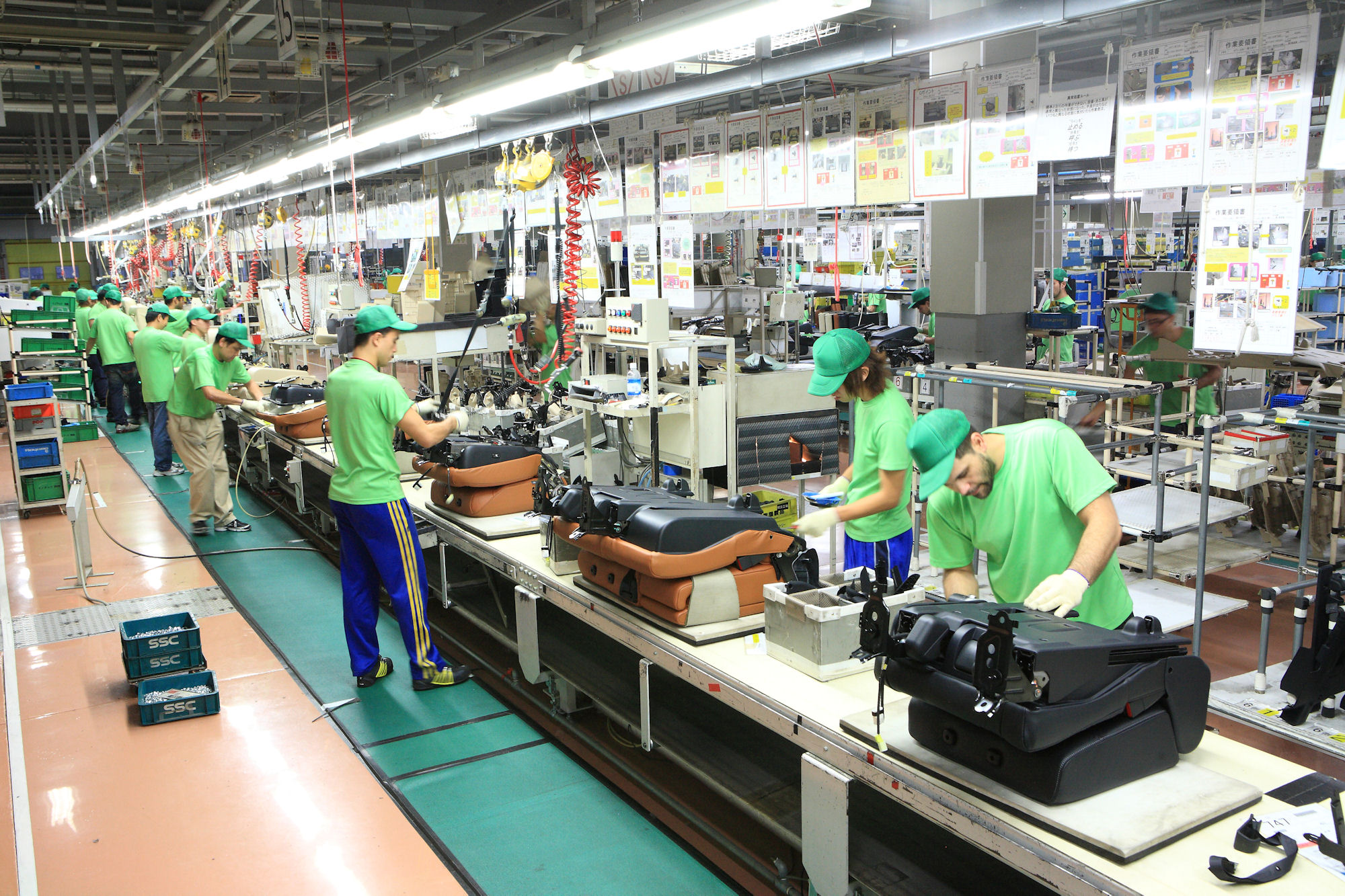 Xuất khẩu lao động Nhật Bản ngành kỹ thuạt lắp ráp