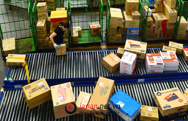 Tuyển 60 Nam/ nữ đóng gói sách tại Fukui, XÍ NGHIỆP TỐT, TĂNG CA NHIỀU