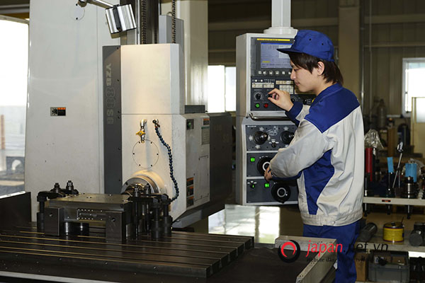 Đơn hàng Kỹ sư tiện, phay, CNC tại Niigata BAY NHANH, Lương cơ bản 40 TRIỆU/THÁNG