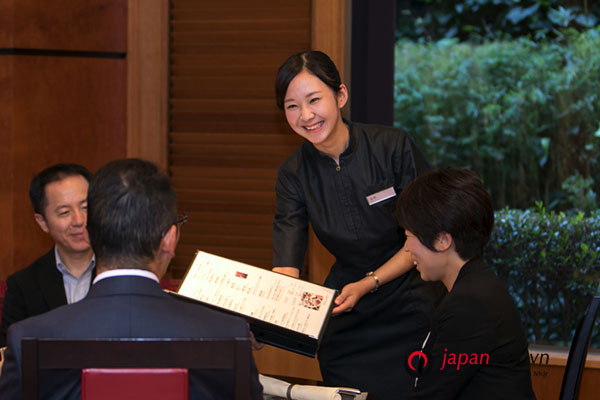 Đơn hàng làm nhà hàng, dịch vụ ăn uống tại Kyoto thi tuyển tháng 08/2022
